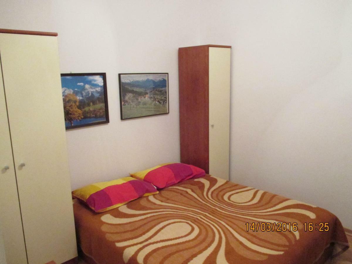 Apartments Sandra Новиград Екстериор снимка